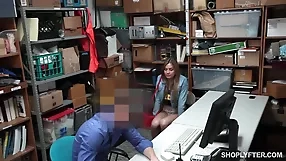 Office worker discovered in action,blowjob